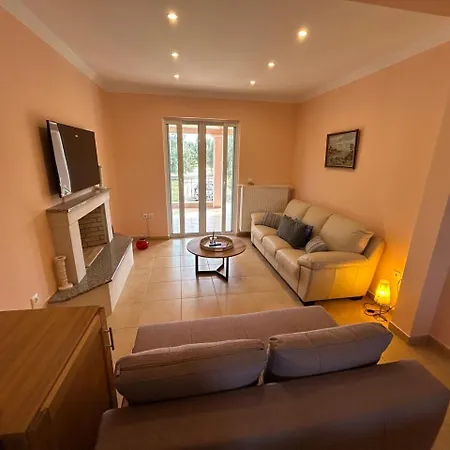 Apartment Konstantina Apolpaina